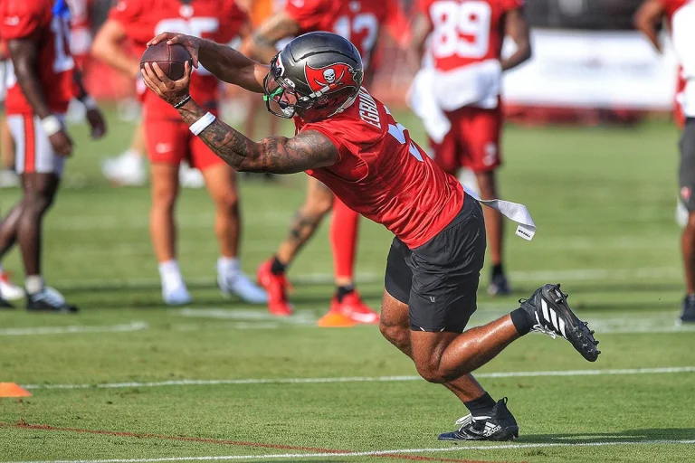 Baker Mayfield praises Emeka Egbuka