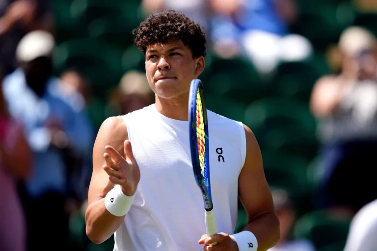 Ben Shelton Wimbledon support moments