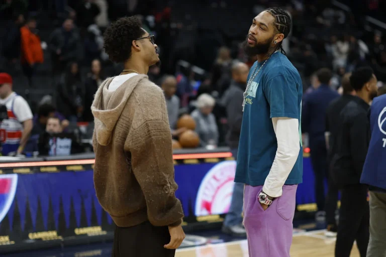 Brandon Ingram cleared for contact