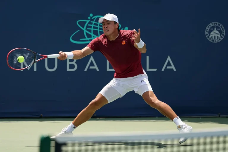 Brandon Nakashima vs Alex de Minaur