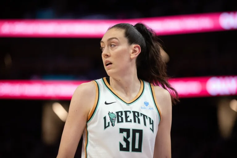 Breanna Stewart injury update