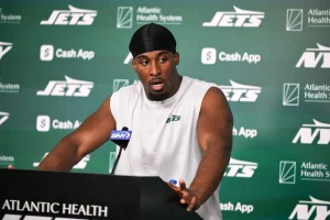 Breece Hall Faces Pressure in Jets Contract Year Amid Reduced Carries and Tough Rankings