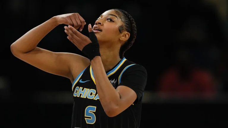 Brittney Griner national anthem shift