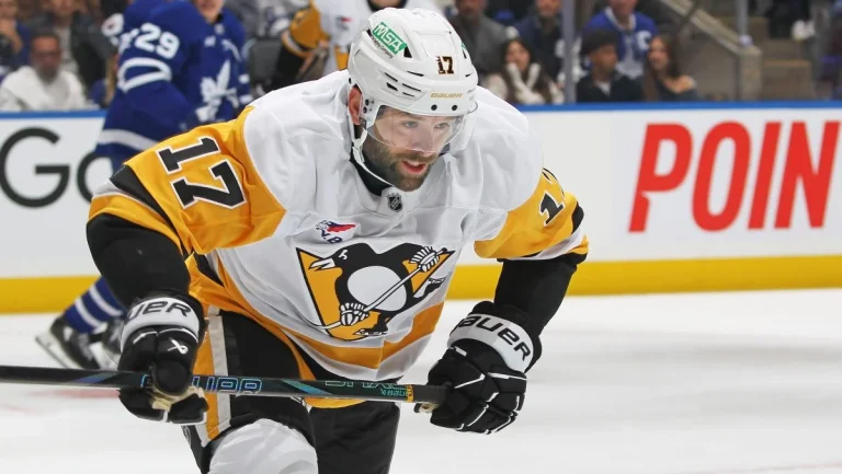 Bryan Rust Maple Leafs trade