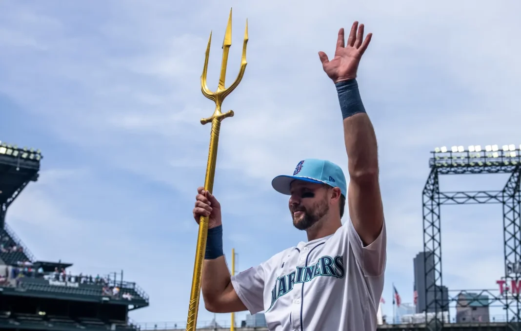 Cal Raleigh historic 35th home run Cal Raleigh historic 35th home run