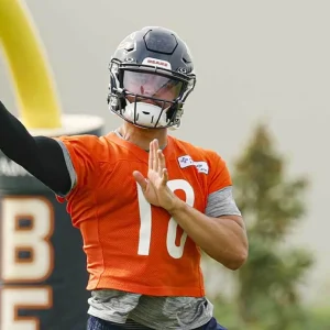 Caleb Williams Faces Biggest Challenge Yet: Erasing a Decade of Struggles to Lead Bears Back