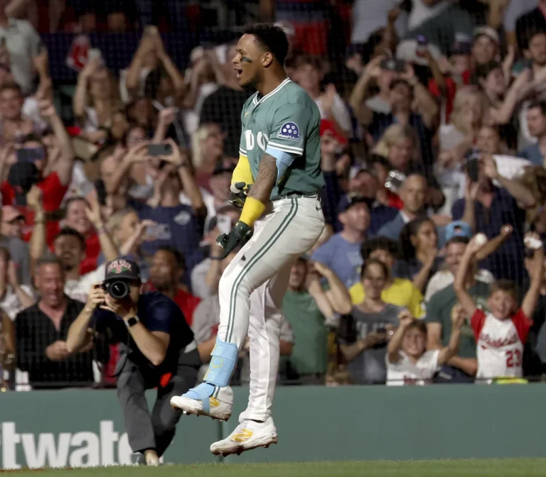 Ceddanne Rafaela Red Sox hero