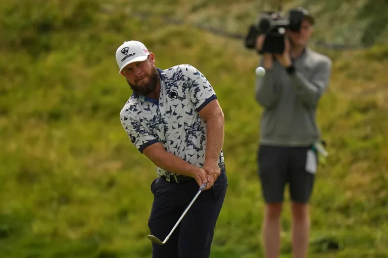 Charley Hull $10K Quit Smoking