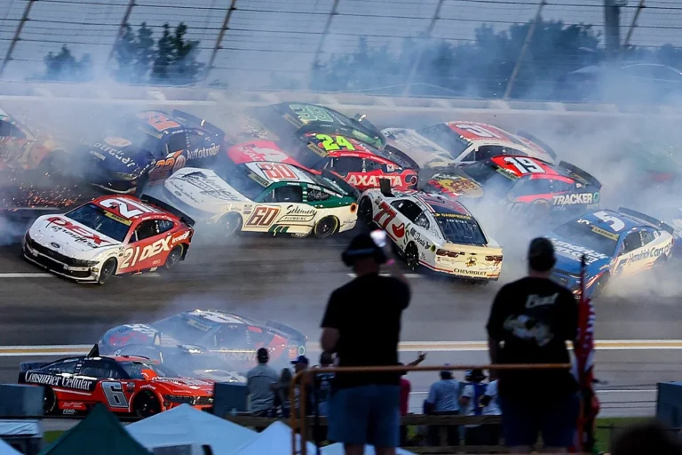 Chase Briscoe Urges NASCAR to Revive Dirt Racing: “We Definitely Need a Dirt Track” Chase Briscoe Urges NASCAR to Revive Dirt Racing: “We Definitely Need a Dirt Track”