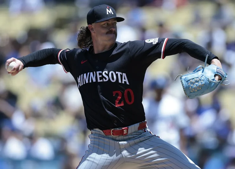 Chris Paddack Tigers trade