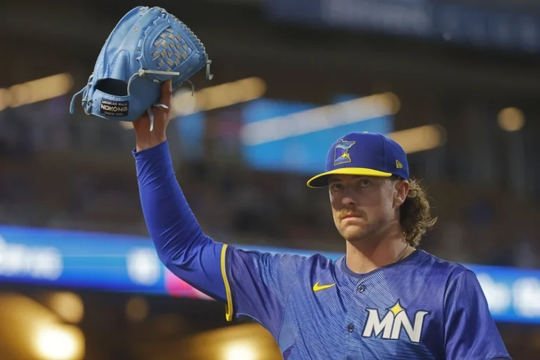 Chris Paddack Tigers trade