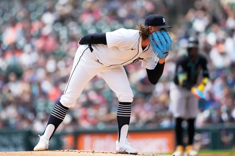 Chris Paddack Tigers trade debut