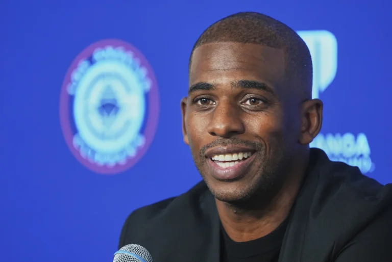 Chris Paul rejoins Los Angeles Clippers