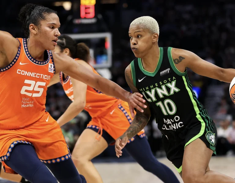 Courtney Williams Caitlin Clark connection