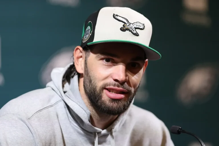 Dallas Goedert Eagles contract renegotiation