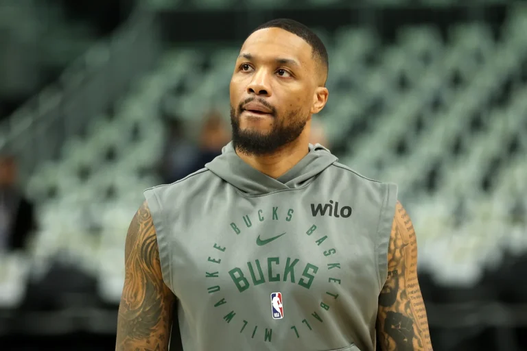 Damian Lillard Bucks stretch provision