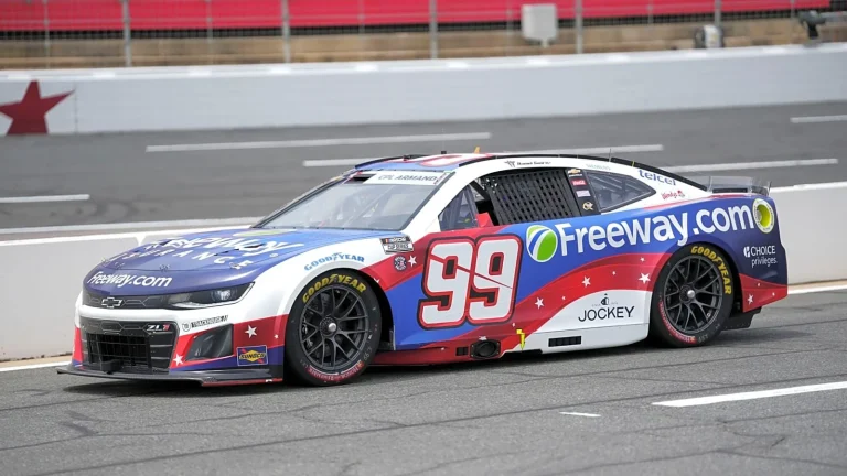 Daniel Suárez 2026 NASCAR landing spots