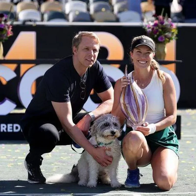 Danielle Collins Reaction Wimbledon Agassi