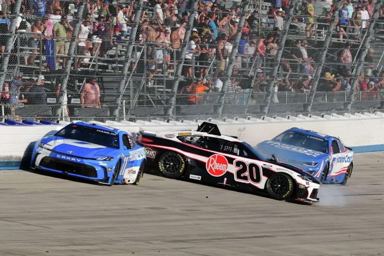 Denny Hamlin Dover winning strategy