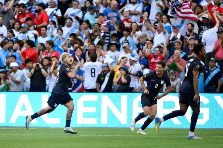 Diego Luna leads USMNT to Gold Cup final