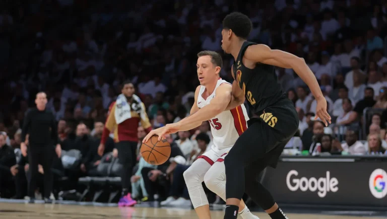 Duncan Robinson Pistons three-point expectations