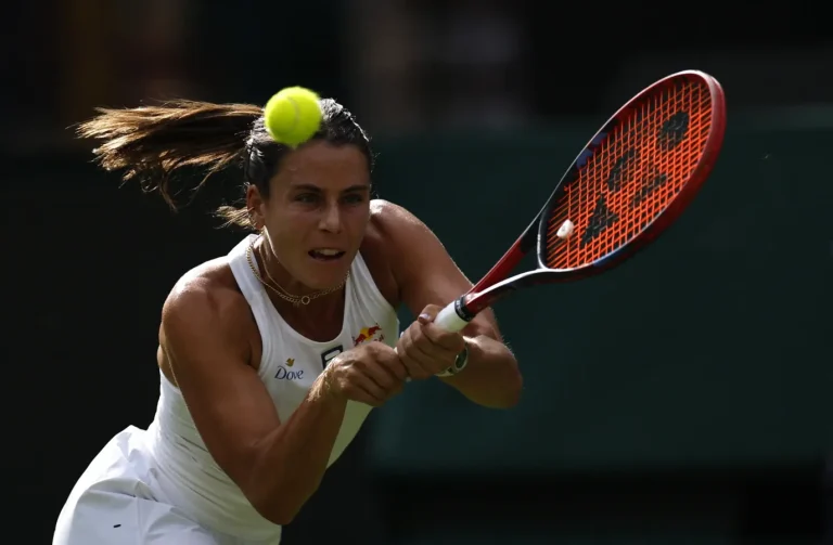 Emma Navarro Wimbledon 2025 upset alert