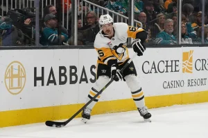 Erik Karlsson Penguins Trade Packages: Which Team Offers the Best Return for the Defenseman?