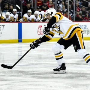Penguins Stuck in NHL Trade Dilemma as Erik Karlsson’s $10.5M Salary Blocks Potential Deals