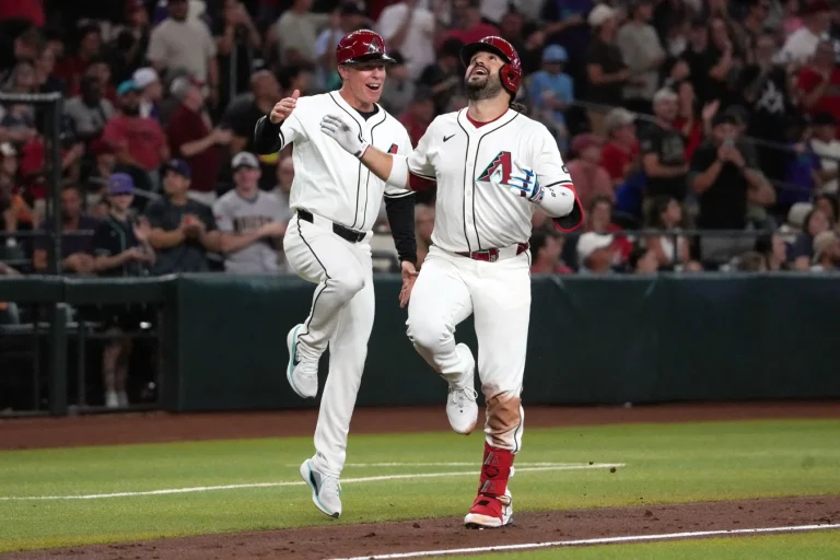 Eugenio Suárez Brewers trade prospects