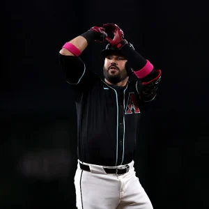 Surprise Team Joins Eugenio Suárez MLB Trade Rumors as Deadline Approaches with Guardians’ Kwan Also in Spotlight