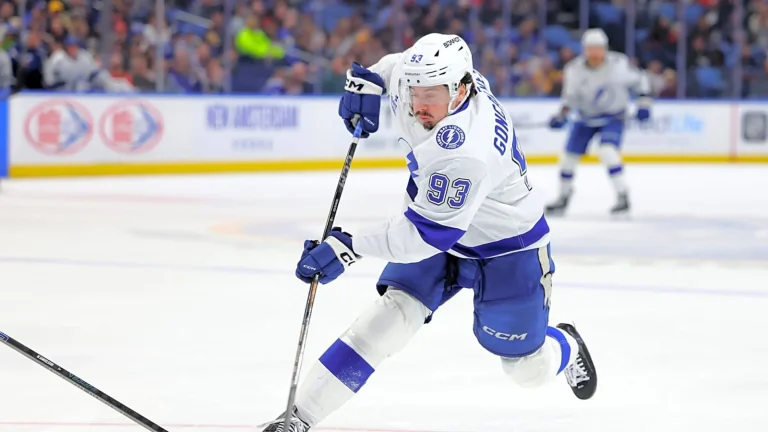 Gage Goncalves Lightning contract