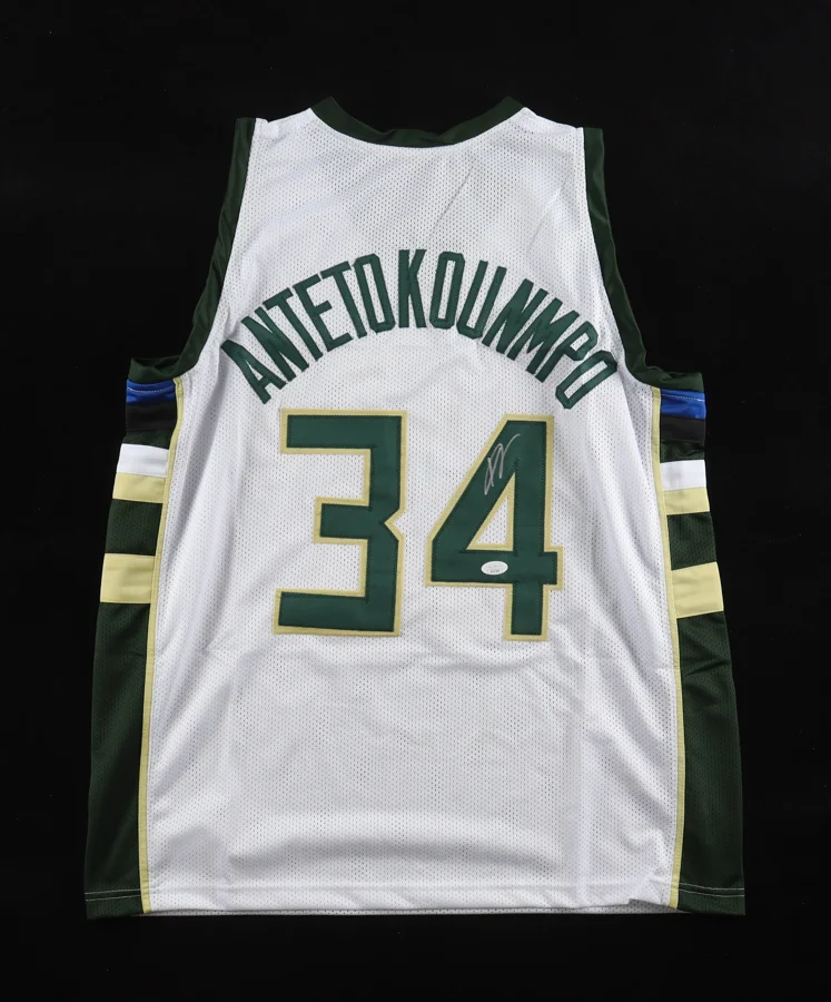 Giannis Antetokounmpo jersey number