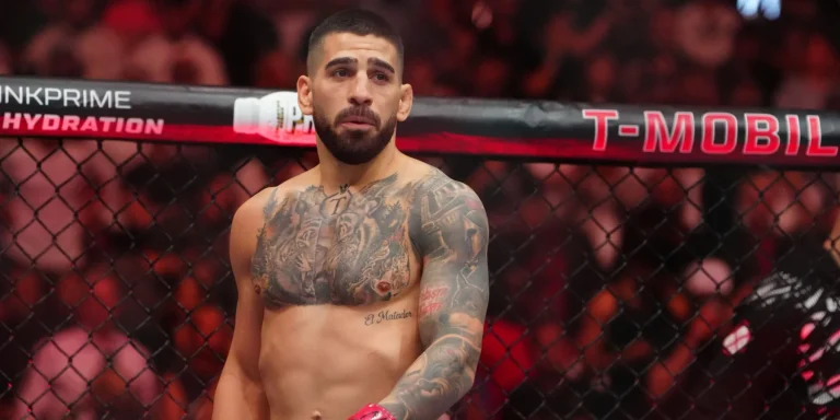 Ilia Topuria double champion chance