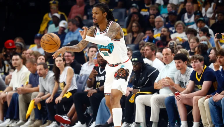 Ja Morant Liberty-Fever surprise appearance