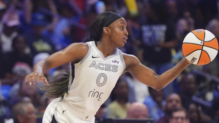 Jackie Young first career triple-double