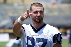 Brian Schottenheimer Jokes on Jake Ferguson’s $52.5M Contract Amid Engagement to Haley Cavinder