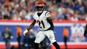 Patriots Eye Jakobi Meyers Reunion to Fix Receiving Woes and Boost Drake Maye’s Growth