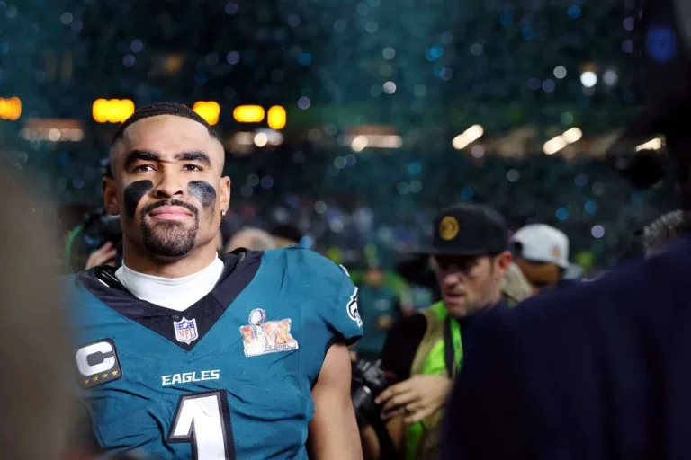 Jalen Hurts Eagles 2025