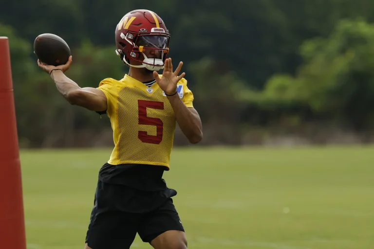 Jayden Daniels sophomore season improvement