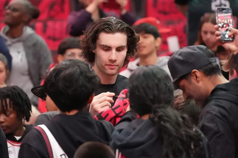 Josh Giddey Chicago Bulls Negotiations