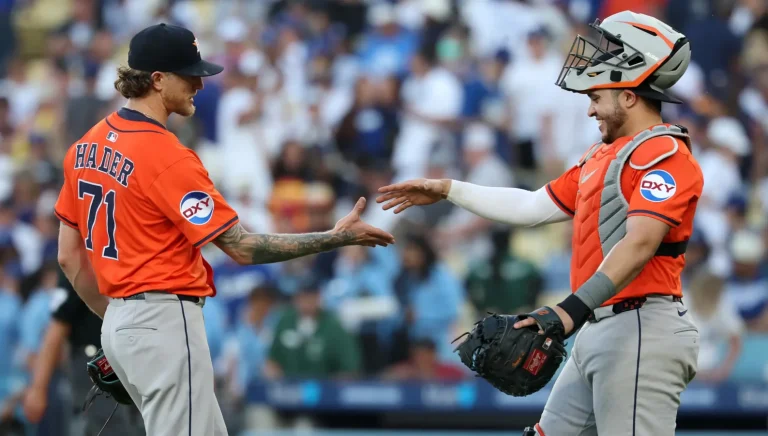 Josh Hader perfect save streak