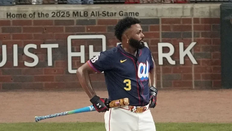 Junior Caminero dramatic near-miss