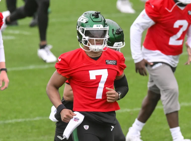 Justin Fields Jets 2025 Season