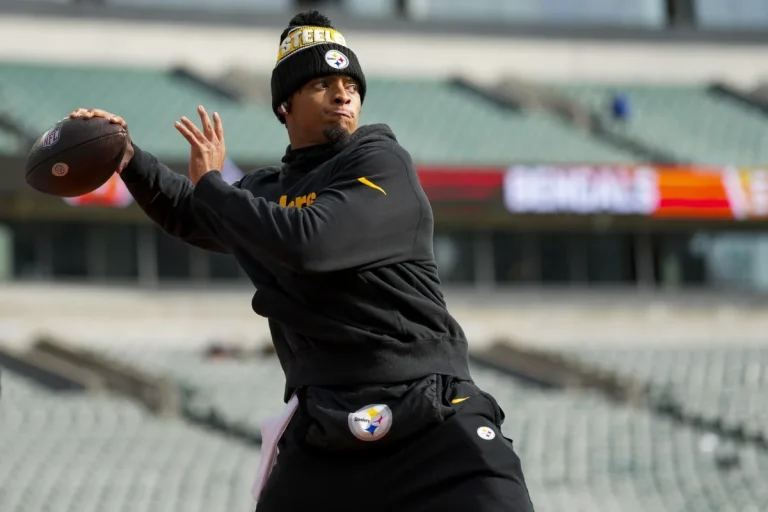 Justin Fields Jets quarterback future