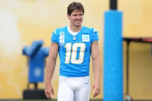 Justin Herbert Sits Out Hall of Fame Game as Chargers QB Trey Lance Starts NFL Preseason Opener