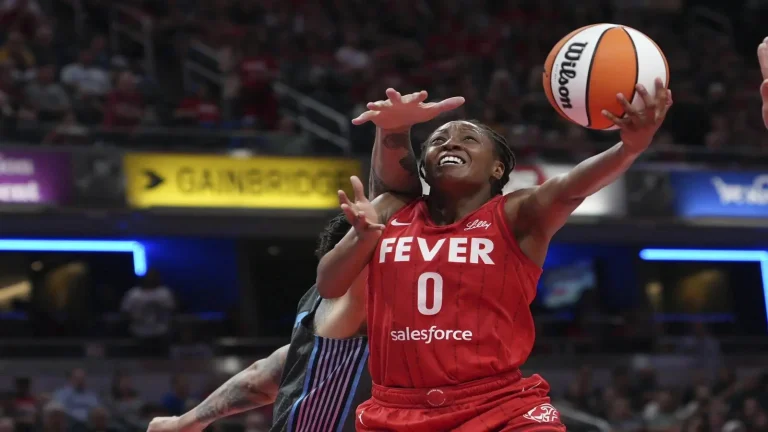 Kelsey Mitchell All-Star full circle