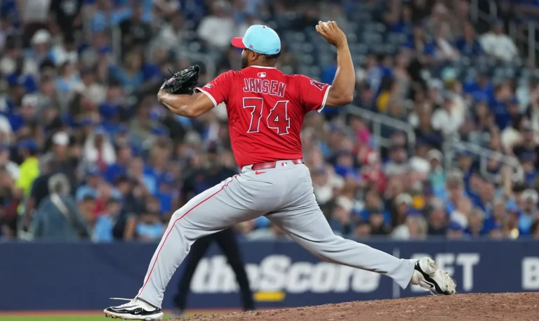 Kenley Jansen save milestone strategy