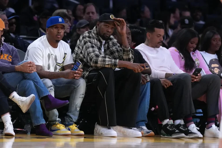 Paul Pierce Boldly Claims His Scoring Skills Rival Kevin Durant in NBA’s Ultimate Supremacy Debate Paul Pierce Boldly Claims His Scoring Skills Rival Kevin Durant in NBA’s Ultimate Supremacy Debate