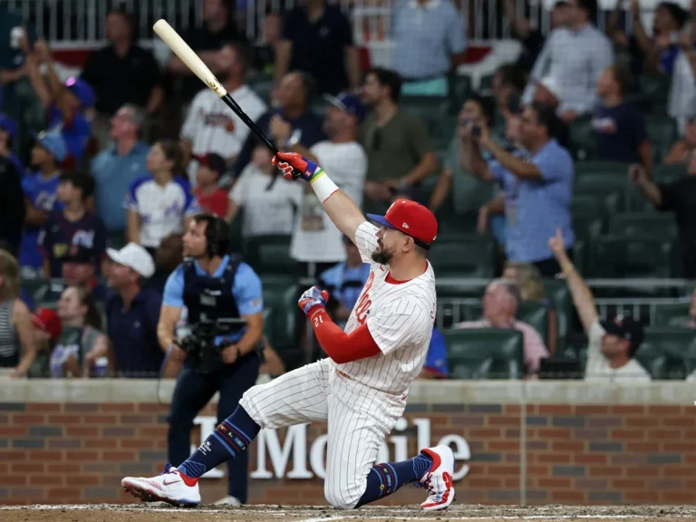 Kyle Schwarber free agency tampering