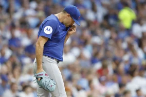 Kyle Tucker Doubles Power Cubs to Dominant 10-3 Win Over Brewers, Cubs Closing Gap in NL Central